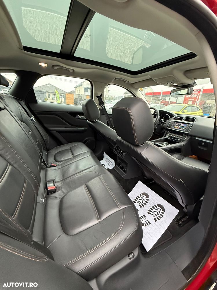 Jaguar F-Pace 20d AWD Aut. Portfolio - 7