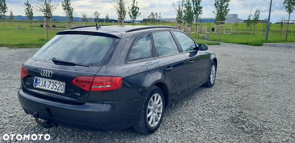 Audi A4 Avant 2.0 TDI - 6