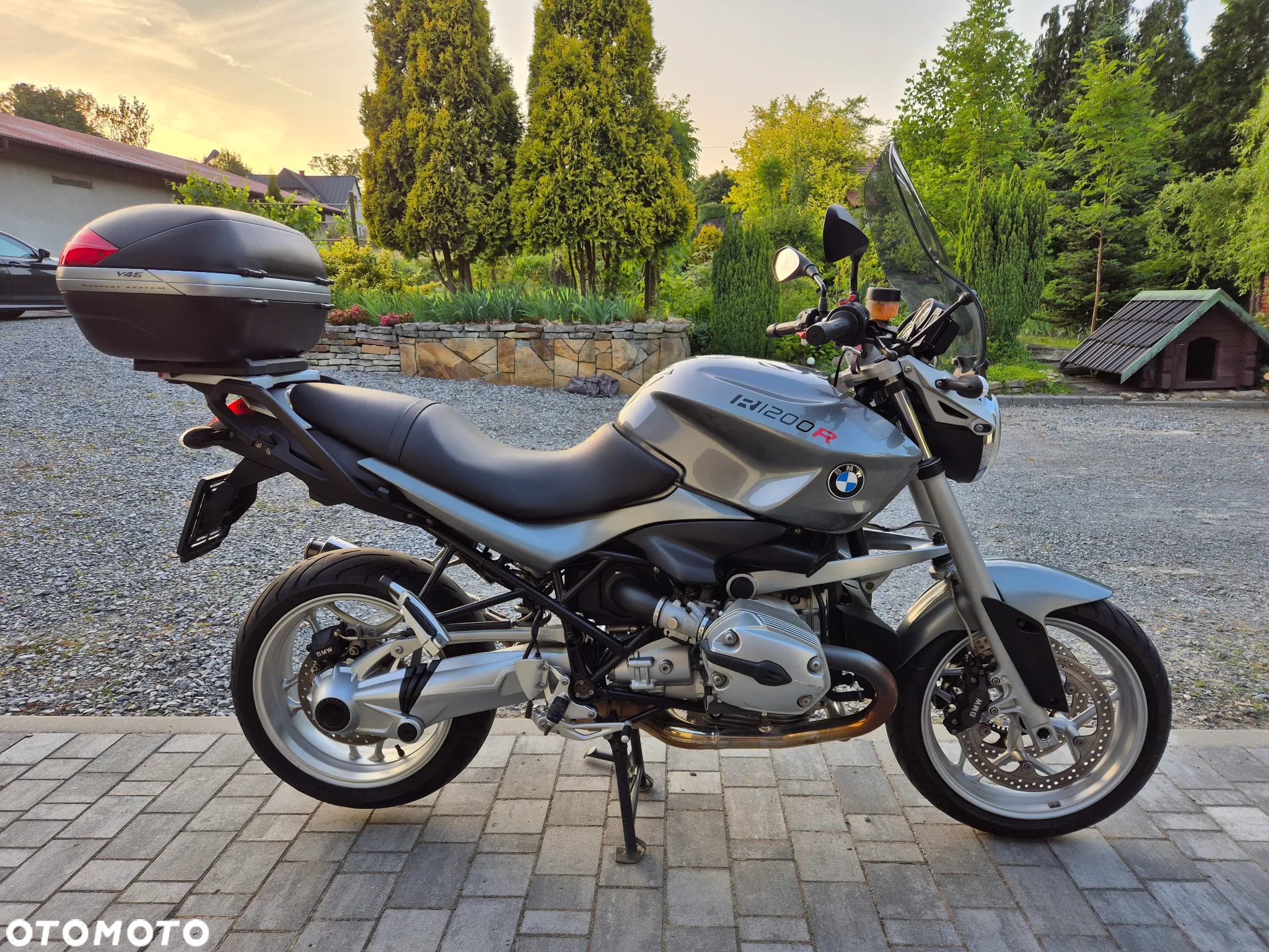 BMW R - 12