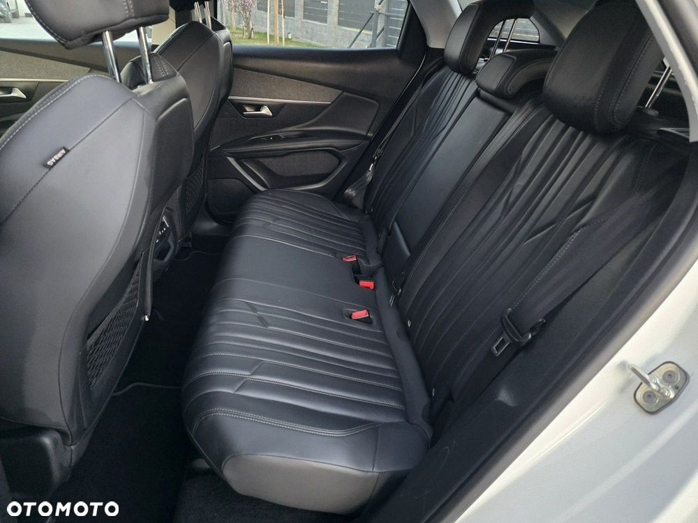 Peugeot 3008 - 23