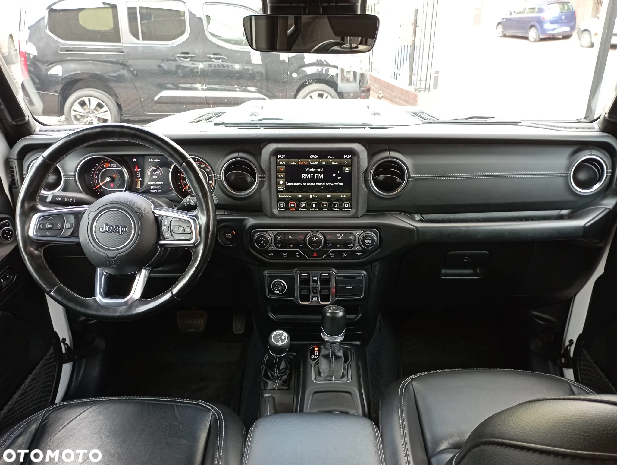 Jeep Wrangler - 8