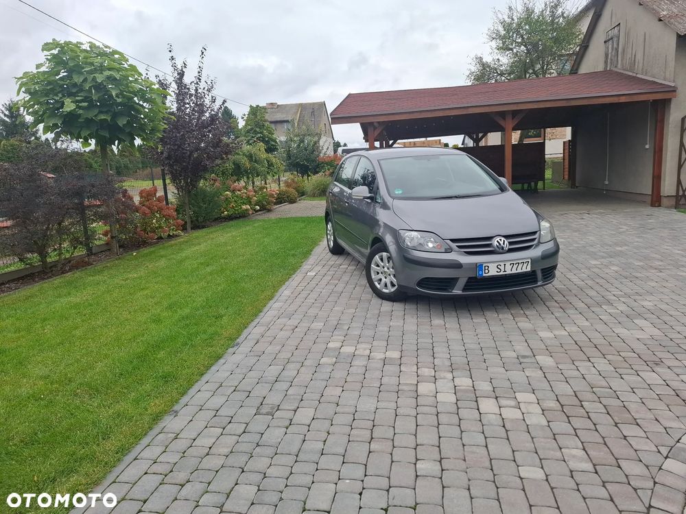 Volkswagen Golf Plus - 27