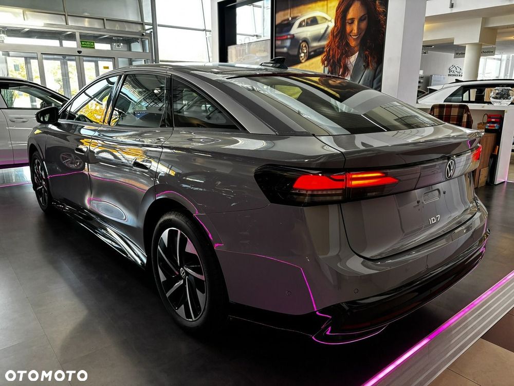 Volkswagen ID.7 59kWh Pure - 5
