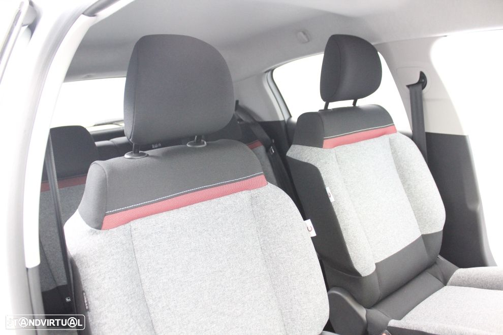 Citroën C3 1.2 PureTech C-Series - 12
