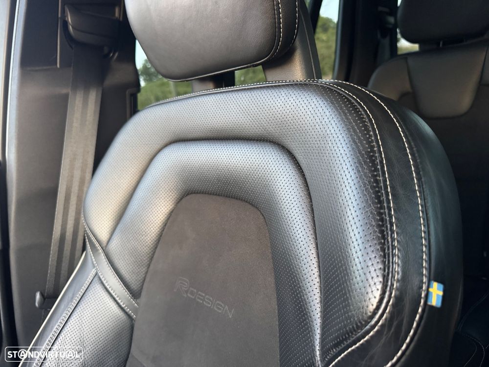 Volvo XC 90 2.0 D4 R-Design - 35