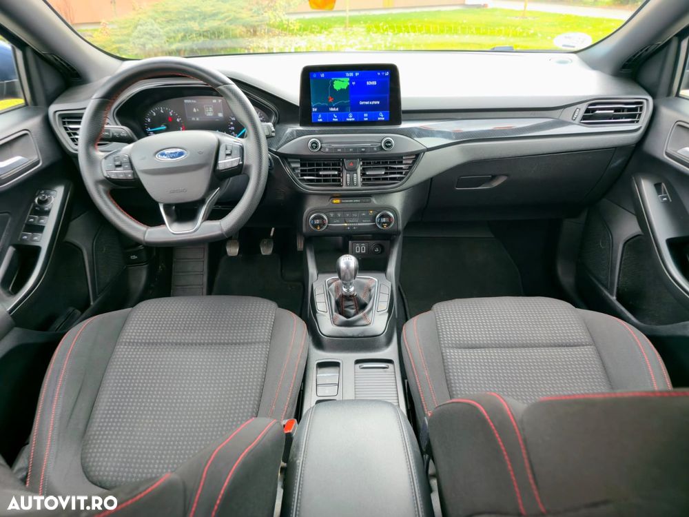 Ford Focus 1.0 EcoBoost Hybrid ST-LINE DESIGN - 5