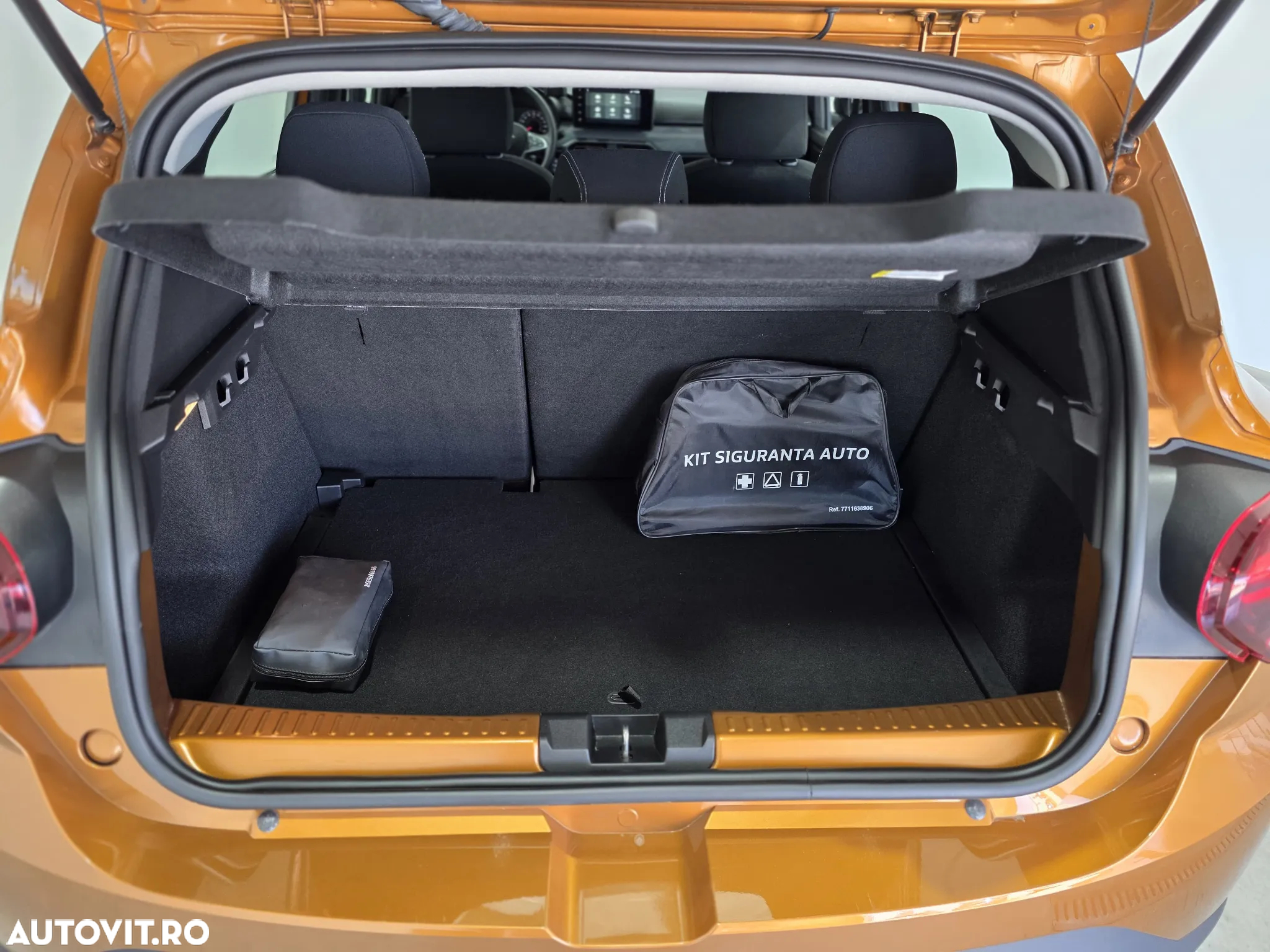Dacia Sandero Stepway ECO-G 100 MT6 Extreme - 12
