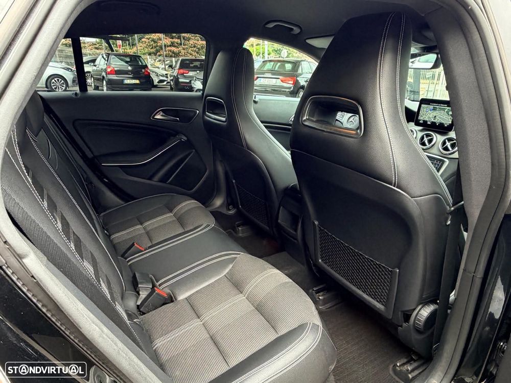 Mercedes-Benz CLA 180 d 7G-DCT Urban - 9