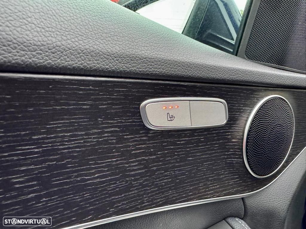 Mercedes-Benz C 300 de AMG Line - 33