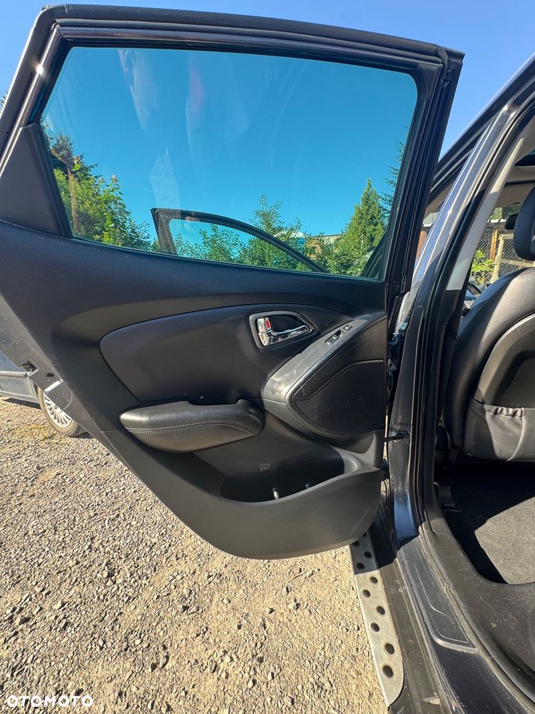 Hyundai ix35 2.0 CRDi 4WD Automatik Premium - 27