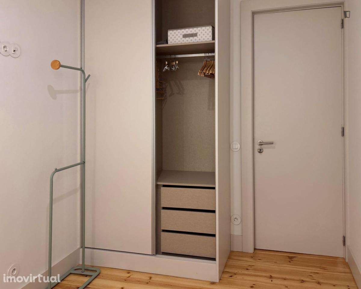 Apartamento com 1 quartos - localizado em Santo Ildefonso Porto - Grande imagem: 5/16