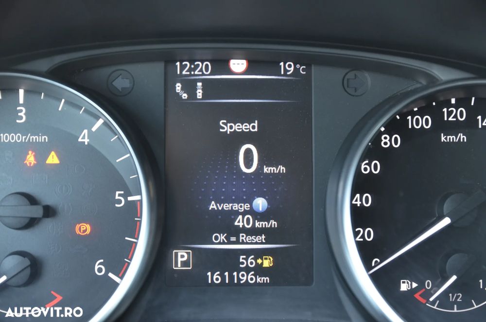 Nissan Qashqai 1.6 DCI Xtronic TEKNA+ - 34