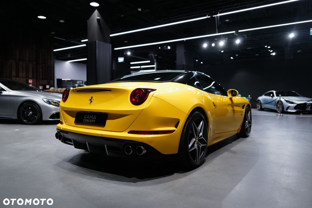 Ferrari California T - 7