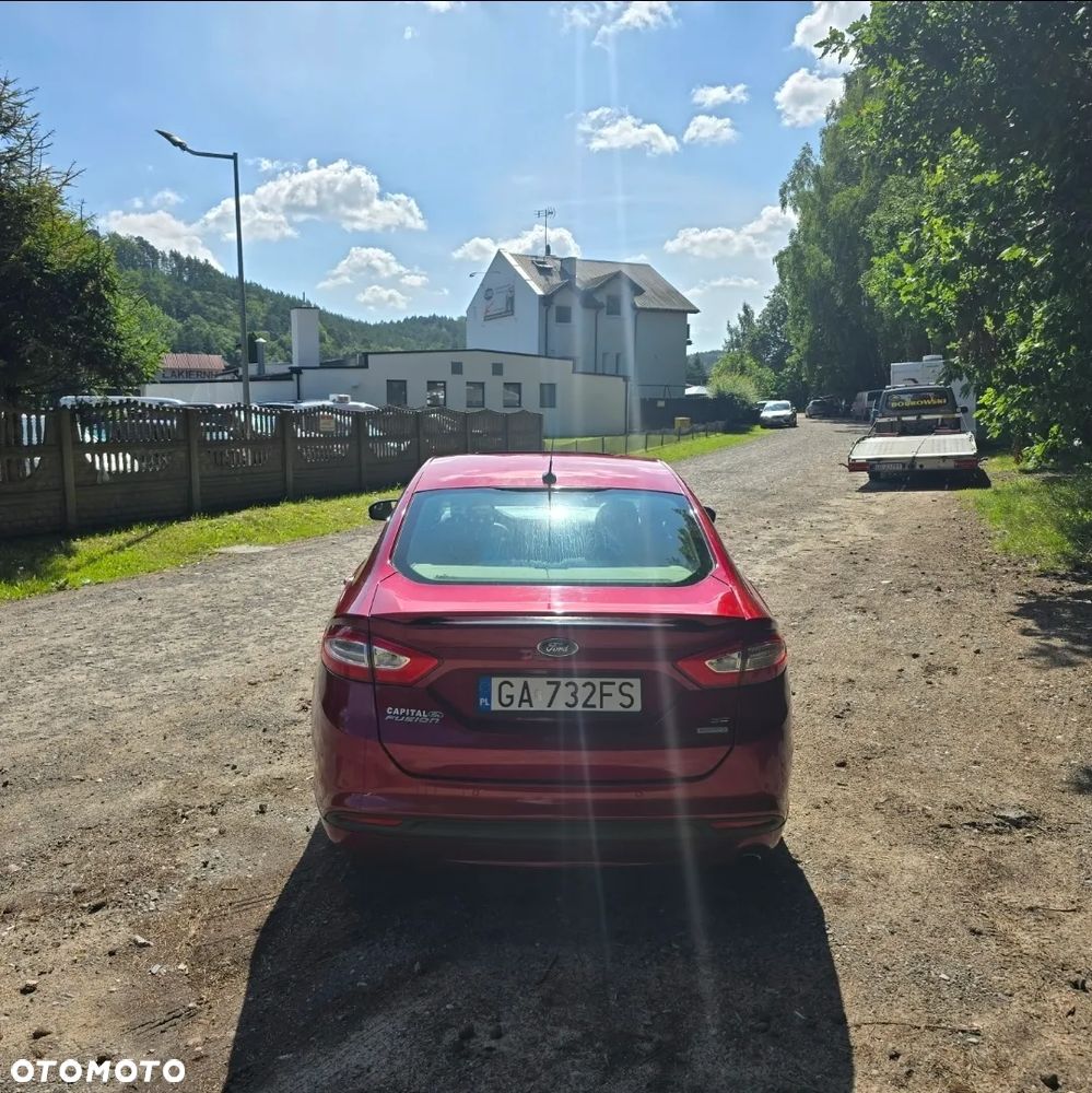 Ford Fusion - 5