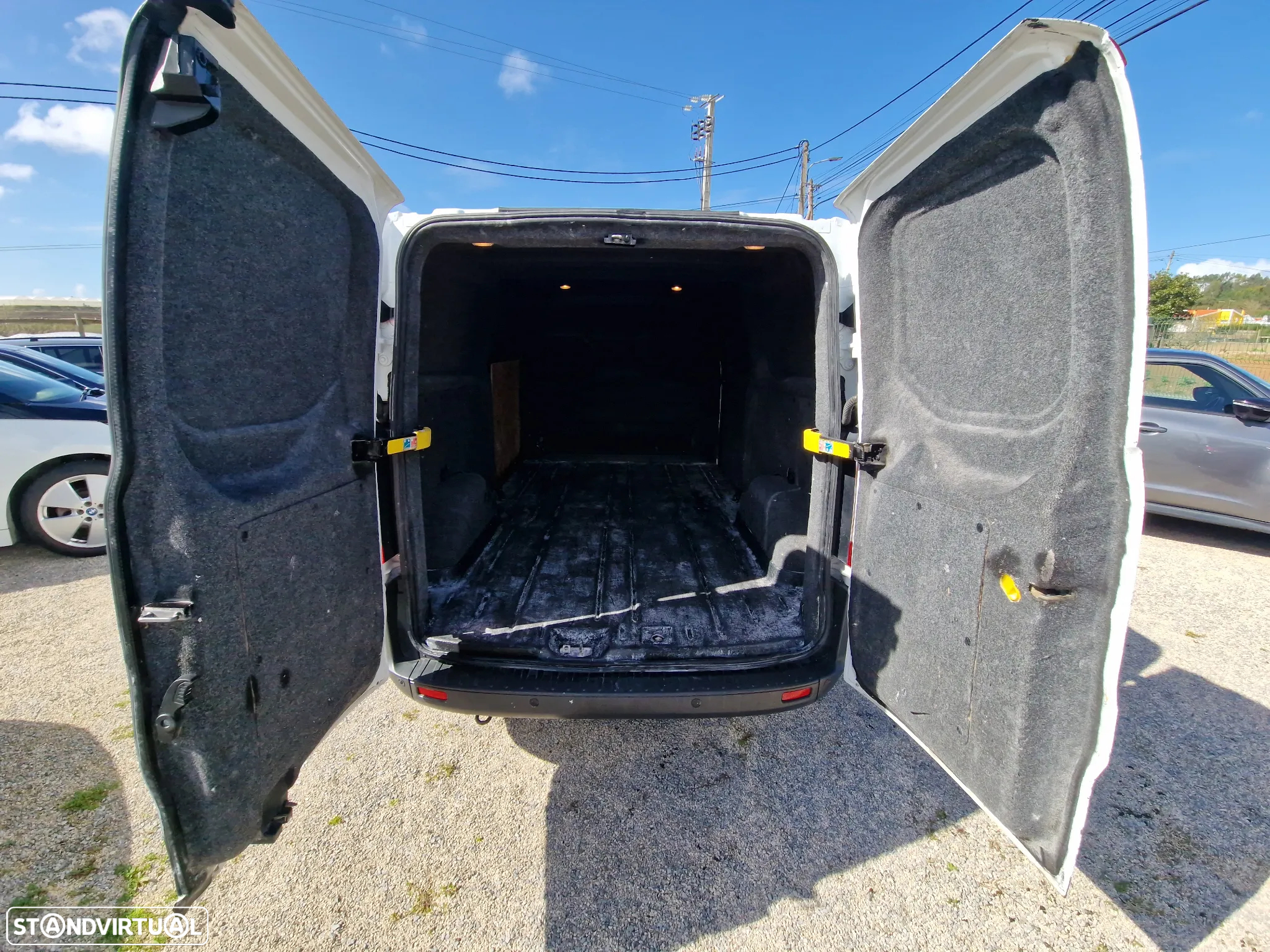 Ford Transit 2.0 TDCI L2- NACIONAL- IVA DEDUTIVEL - 24