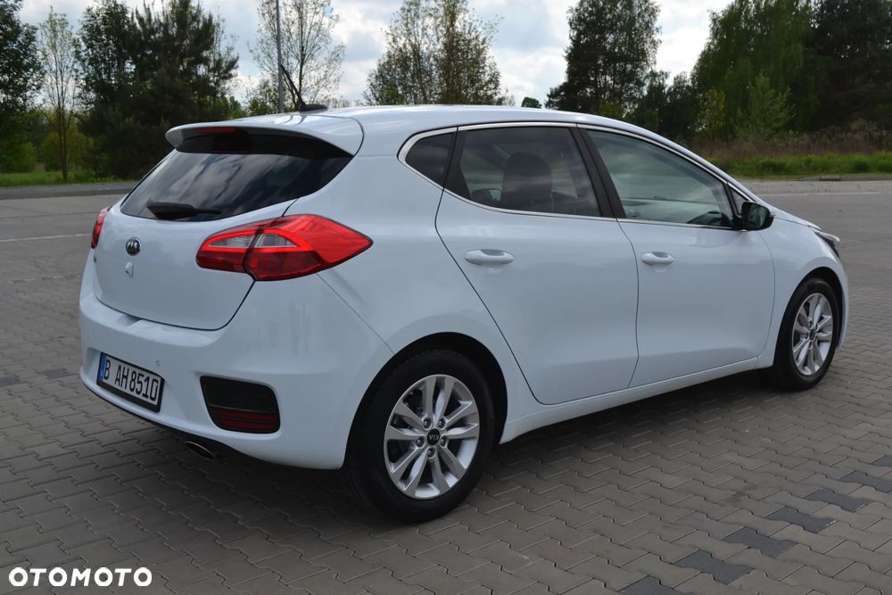 Kia Ceed - 15