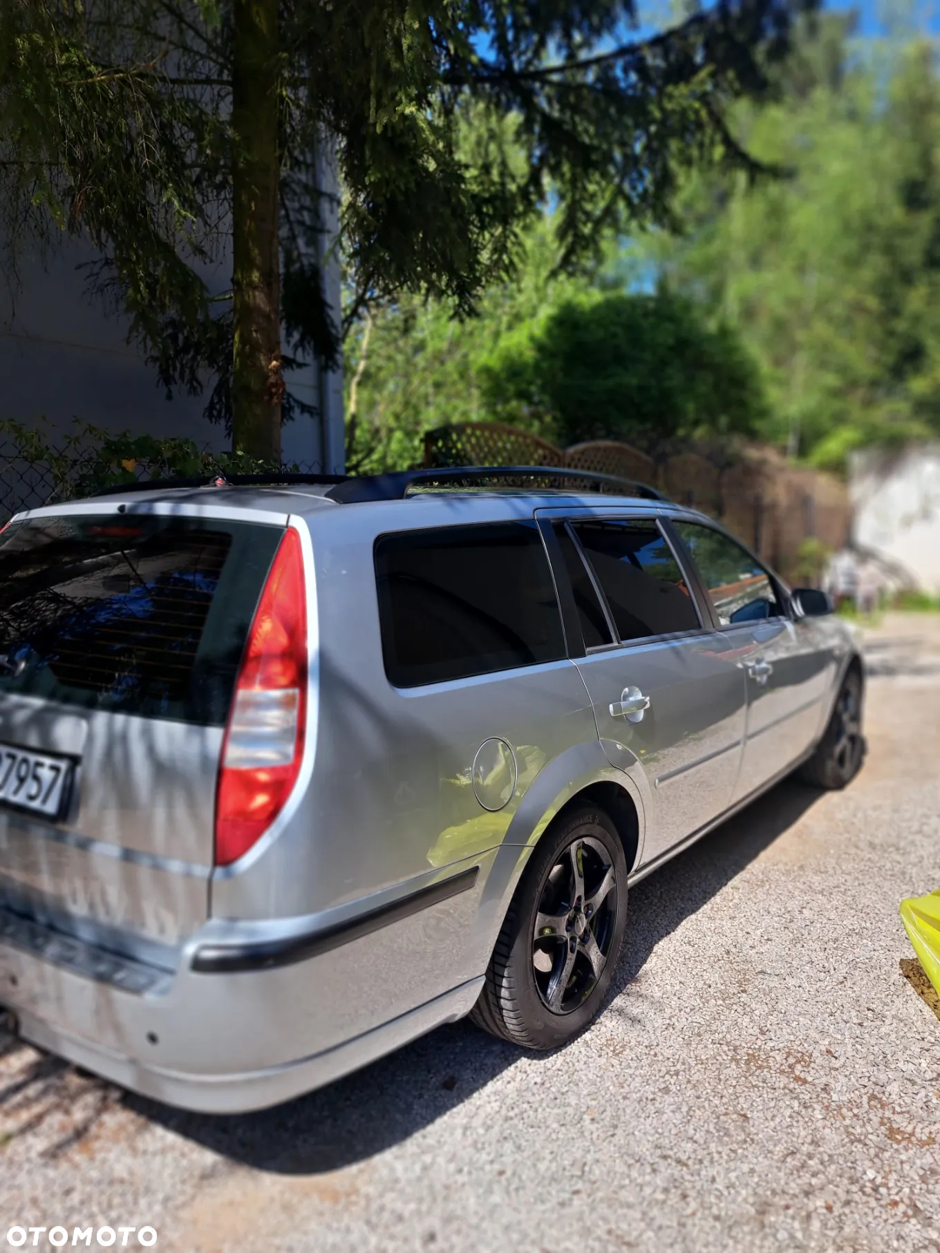 Ford Mondeo - 12