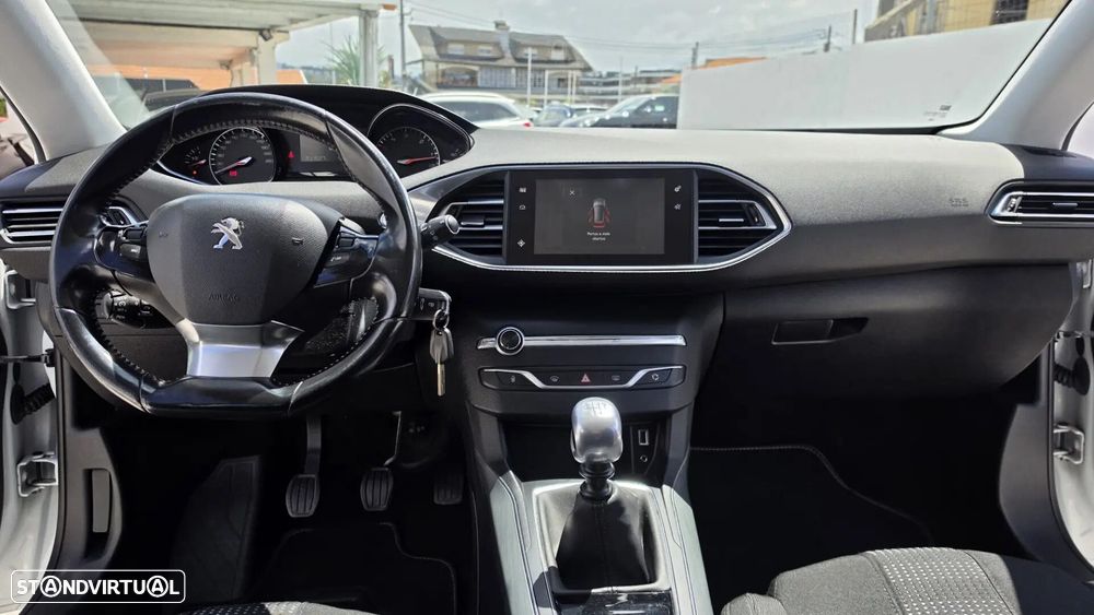 Peugeot 308 SW 1.6 BlueHDi Style - 11
