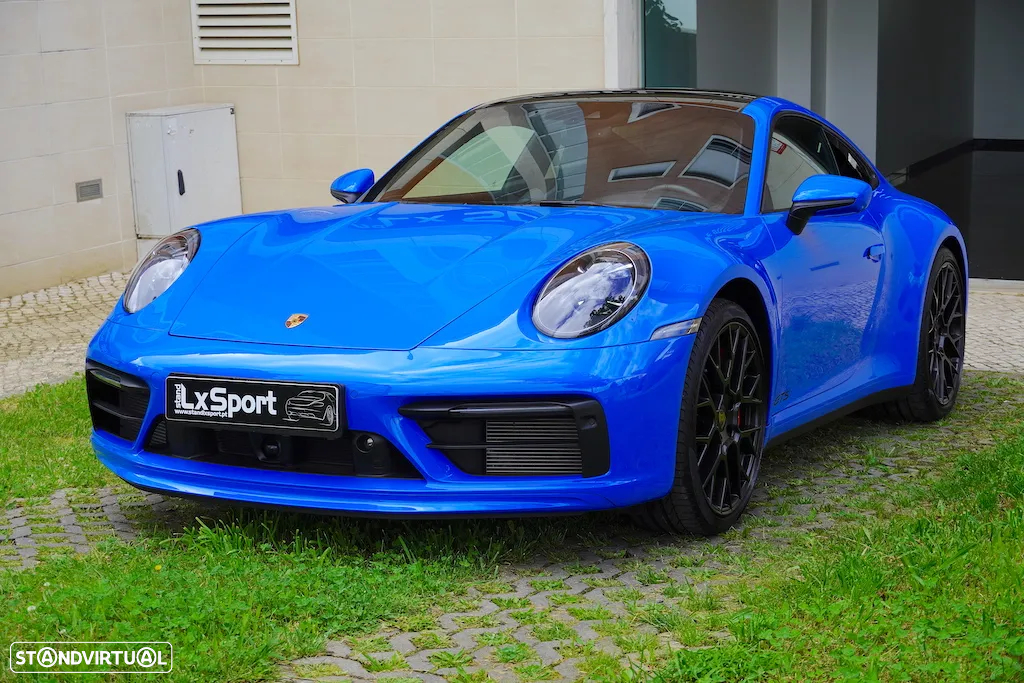 Porsche 911 (992) Carrera 4 GTS PDK - 3