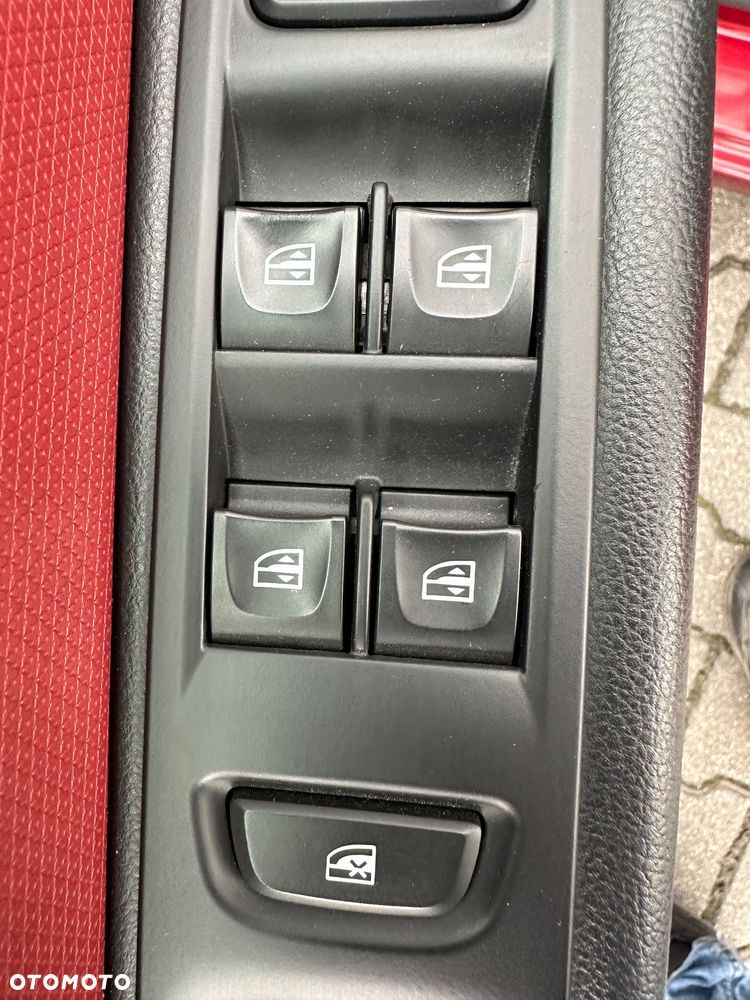 Renault Clio ENERGY TCe 120 INTENS - 10