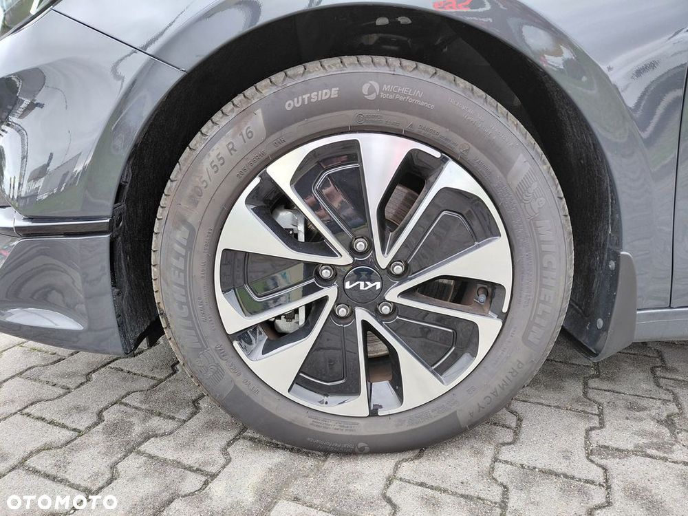 Kia Ceed 1.5 T-GDI M DCT - 24