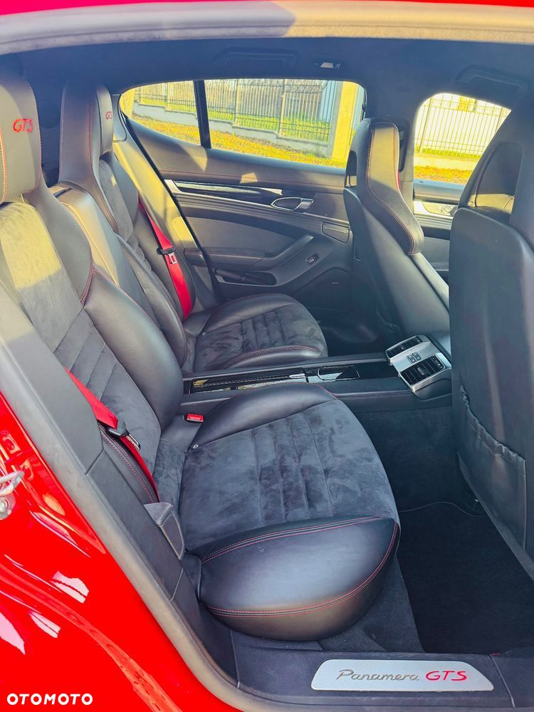 Porsche Panamera GTS - 14