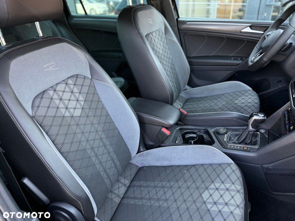 Volkswagen Tiguan 2.0 TDI SCR 4Mot R-Line DSG - 27