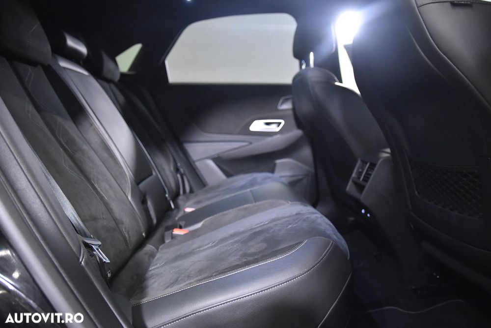 DS Automobiles DS 7 Crossback - 12