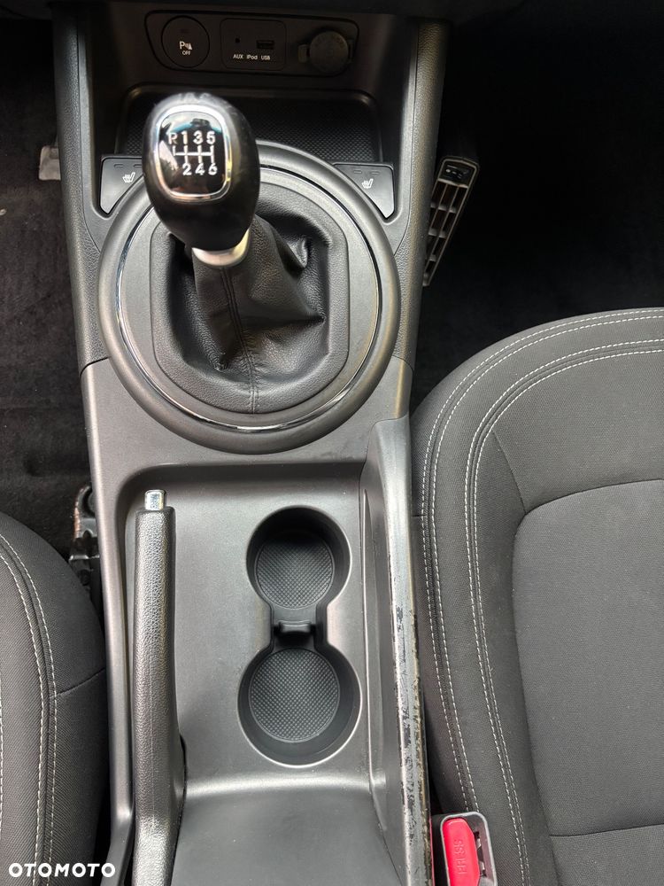 Kia Sportage 1.7 CRDI 2WD Attract - 16