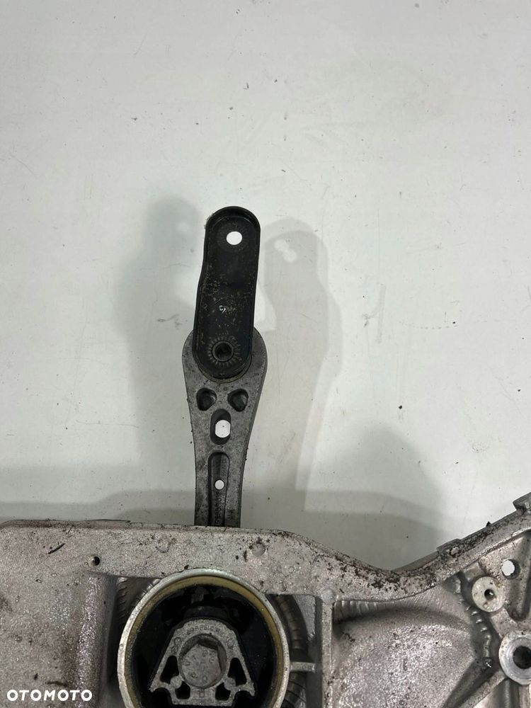 1K0 199 369 F Sanki przednie 2.0 TFSI Audi S3 8P SB 5d - 3