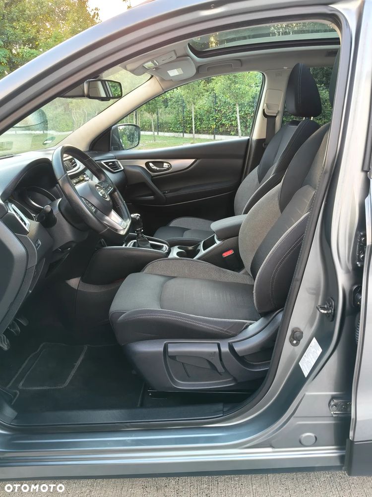 Nissan Qashqai 1.2 DIG-T N-Connecta EU6 - 9