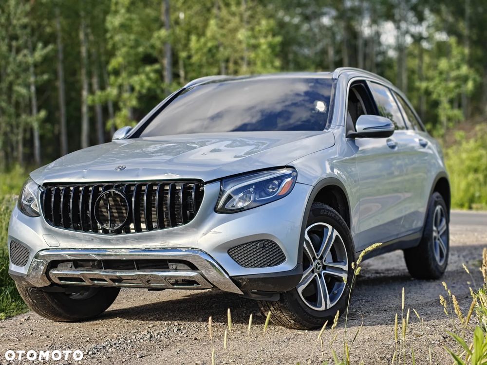 Mercedes-Benz GLC 300 4Matic 9G-TRONIC Exclusive - 12