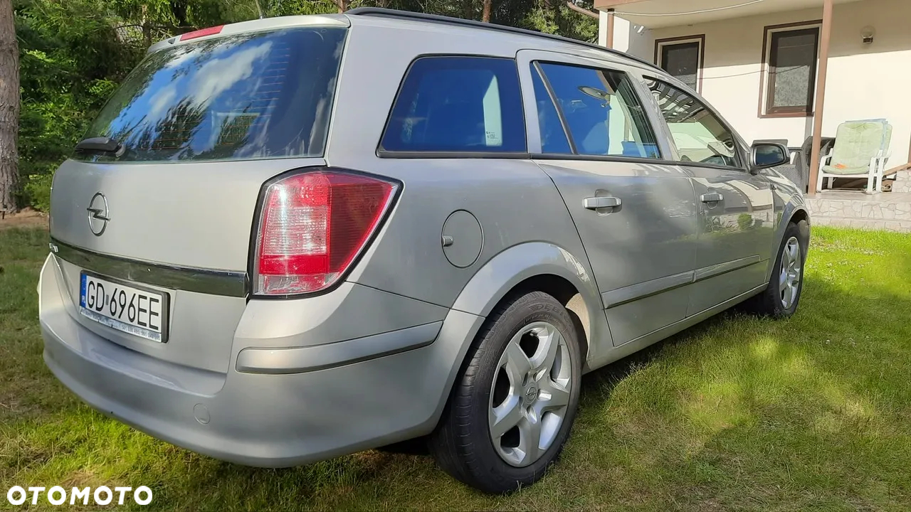 Opel Astra 1.7 CDTI Caravan - 4