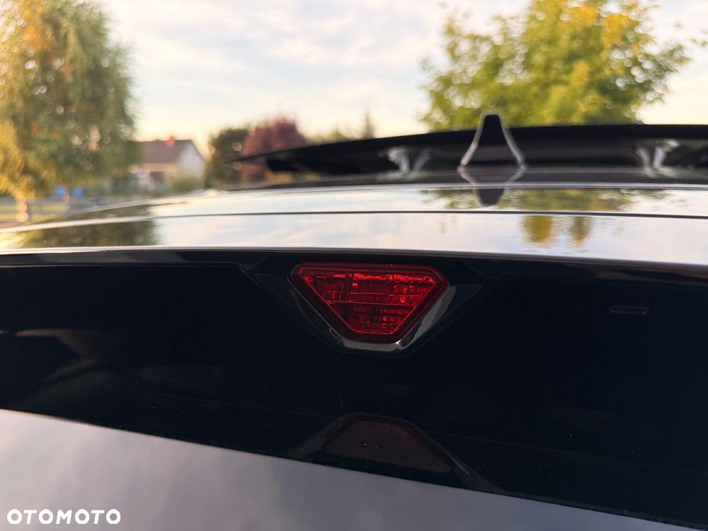 Kia ProCeed 1.6 T-GDI GT DCT - 18