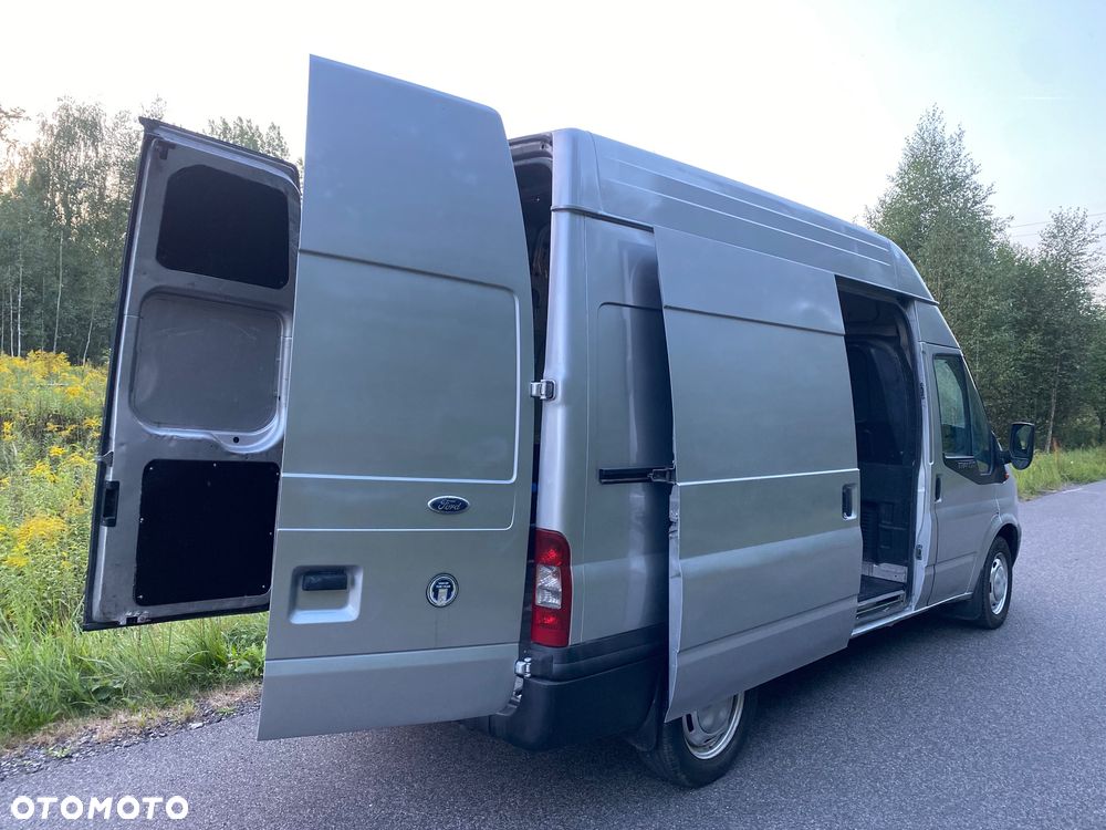 Ford Transit - 13