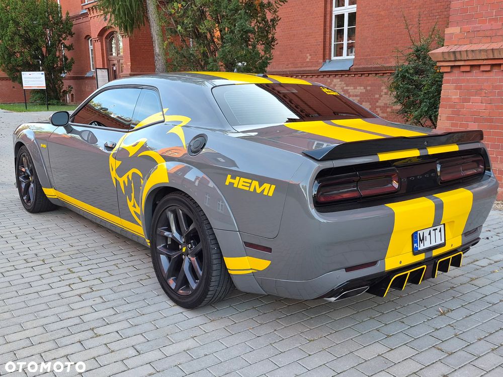 Dodge Challenger 2023 photo 2