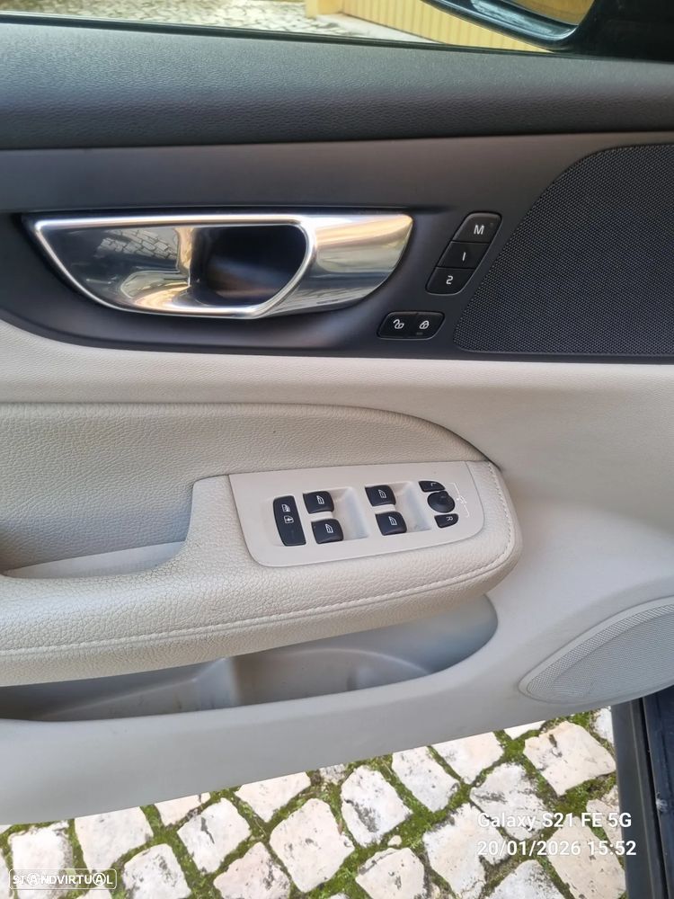 Volvo V60 Cross Country 2.0 D4 Geartronic - 10