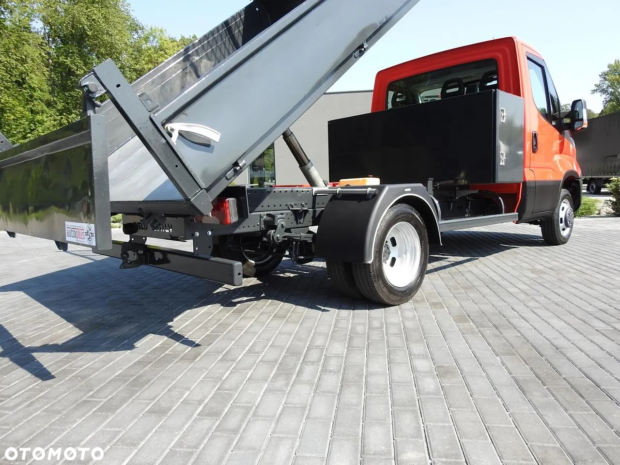 Iveco DAILY 35C13 WYWROTKA TEMPOMAT KLIMATYZACJA BLIŹNIACZE KOŁA 130KM [ 570643 ] - 24