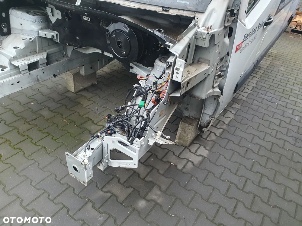 Renault Master Lewy Przód  ćwiartka 10+