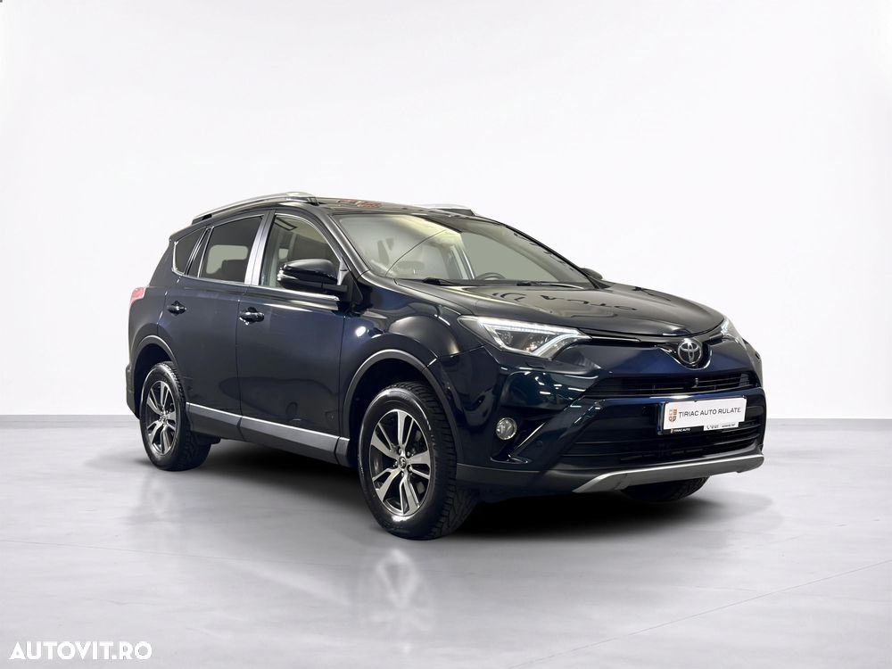 Toyota RAV4 - 8