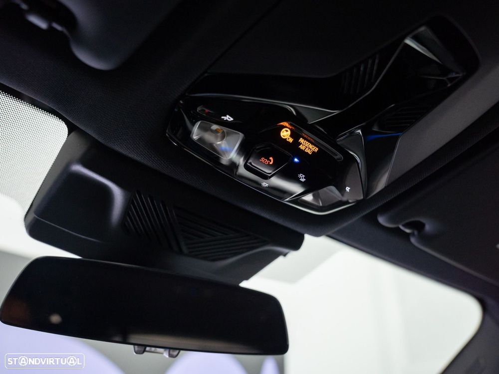 BMW X1 xDrive25e Pack Desportivo M - 36