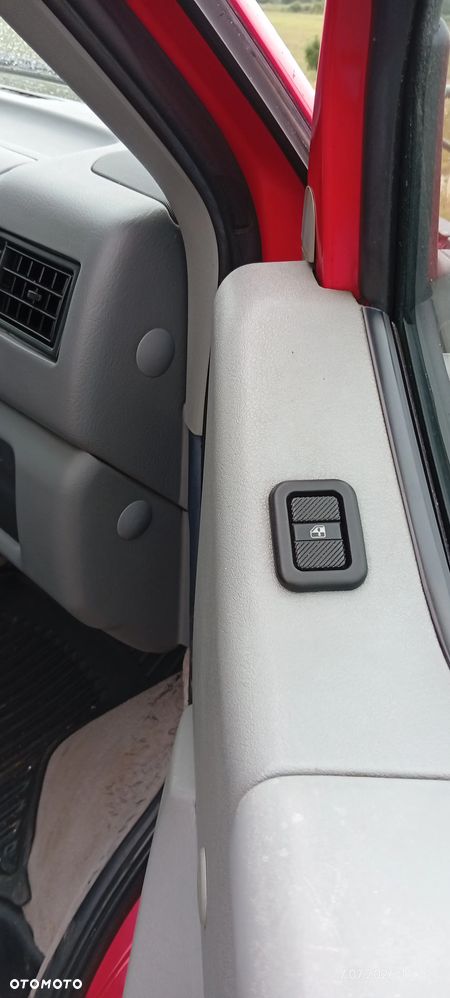 Volkswagen Multivan - 16