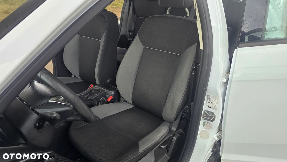 Ford Focus 1.6 TDCi Trend Sport - 35