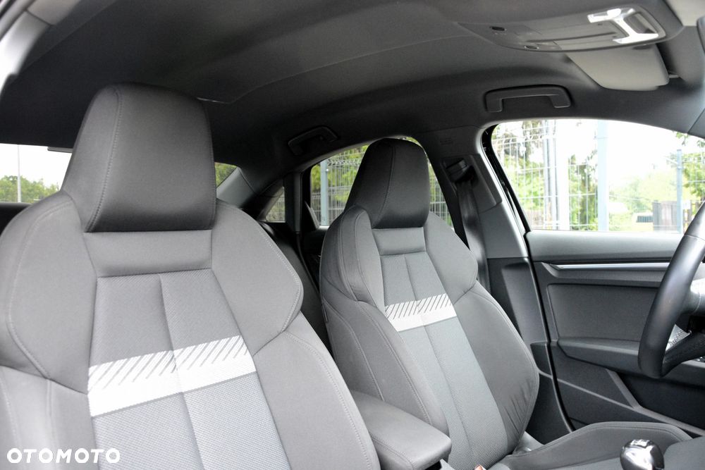 Audi A3 Limousine 30 TFSI - 18