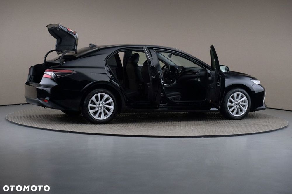 Toyota Camry 2.5 Hybrid Comfort CVT - 6