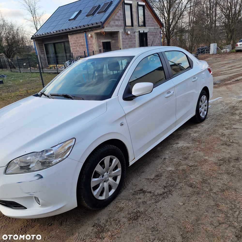 Peugeot 301 1.2 Pure Tech Access - 2