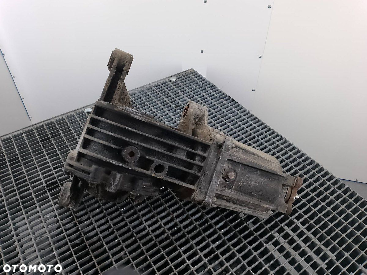 DYFERENCJAŁ TYŁ CHRYSLER PACIFICA 6800017791 - 6
