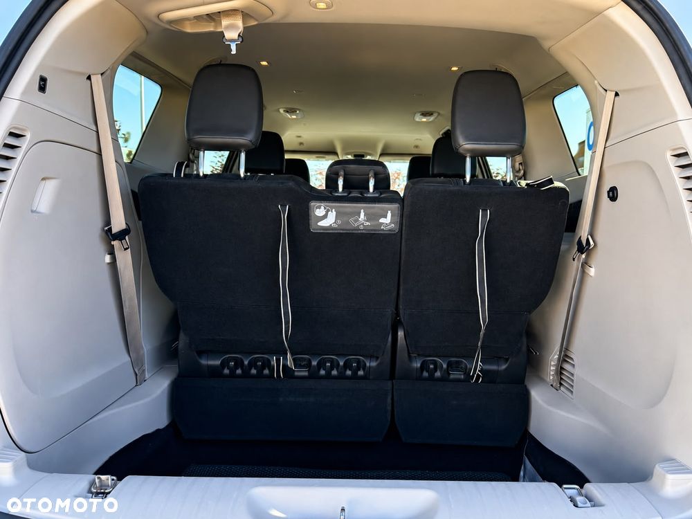 Chrysler Pacifica - 11