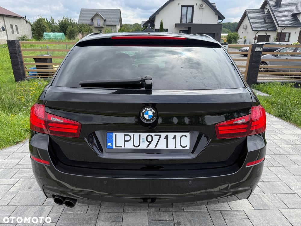 BMW Seria 5 525d Sport-Aut Luxury Line - 39