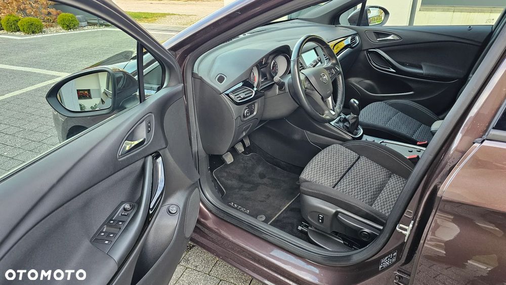 Opel Astra 1.6 BiTrb D (CDTI) Start/Stop Sports Tourer Business - 9